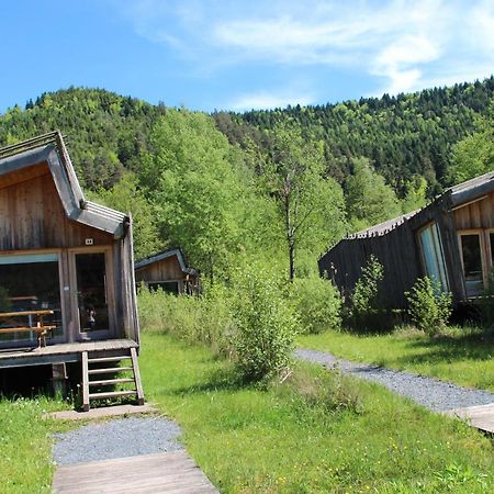 Villa Camping Des Lacs*** Celles-sur-Plaine Exterior foto